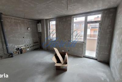 Apartament cu 3 camere semidecomandat în Florești - 3