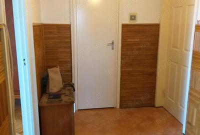 Apartament cu 2 camere decomandat în Dâmbu Pietros - 4