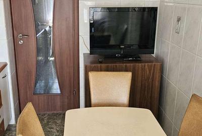 Apartament cu 4 camere decomandat în Central - 2