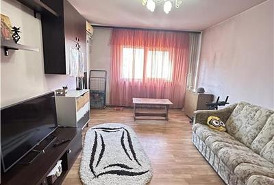 Apartament 3 camere, decomandat, et. intermediar- Nicolina - 3