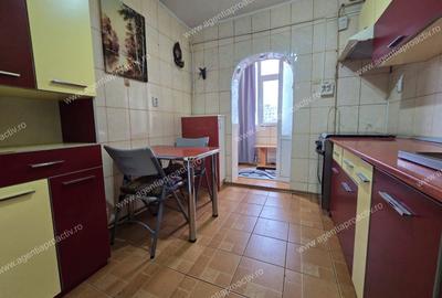 Apartament cu 2 camere decomandat în Micro 20 - 7