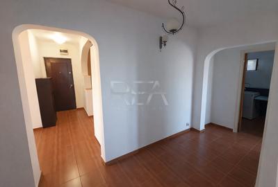Apartament cu 4 camere decomandat, mobilat în Costin Georgian - 7