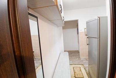 Apartament cu 2 camere semidecomandat în Valenta - 9