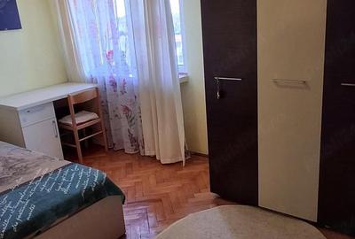 Apartament cu 4 camere semidecomandat în Central - 3