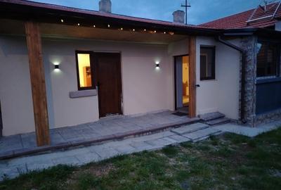 Casă cu 3 camere în Central - 1