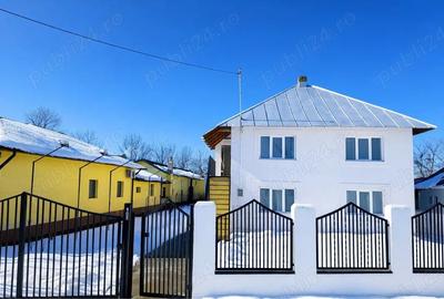 Casă cu 8 camere în Ologeni - 1