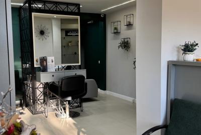 Spațiu comercial, de 35 mp, în Ultracentral - 7