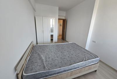 Apartament cu 2 camere semidecomandat în Runcu