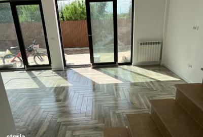 Casă cu 4 camere cu Teren 250 Mp în Central - 1