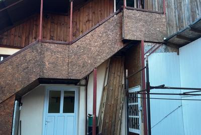 Casă spațioasă de vânzare în Azuga – 9 camere, 6 băi, vedere la Munții Bucegi - 14