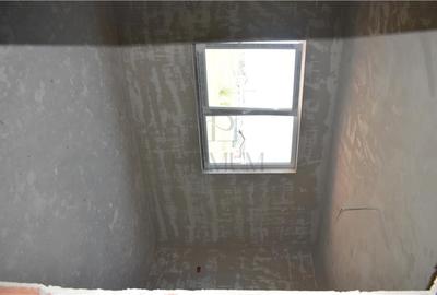 Casă individuală cu 4 camere cu Canalizare în Moșnița Nouă - 12