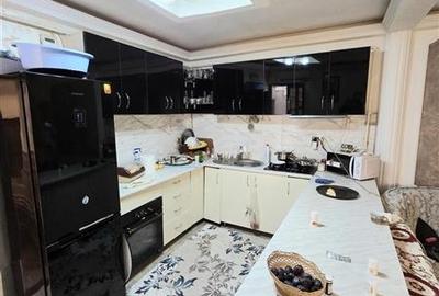 Casă individuală cu 6 camere cu Canalizare în Casa de Cultură - 1