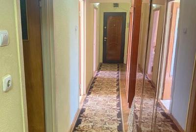 Apartament cu 4 camere decomandat în Miorița - 14