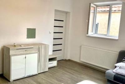 Casă cu 3 camere cu Teren 500 Mp în Central - 14