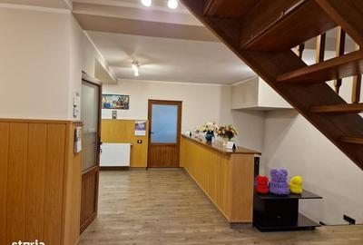 Casă cu 4 camere în Central - 1