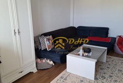 Apartament cu 3 camere decomandat în Valea Lupului - 2