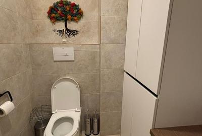 Apartament cu 3 camere semidecomandat, mobilat în Florești - 9