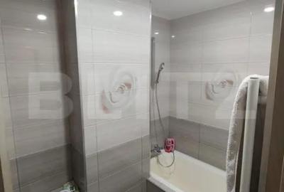 Apartament cu 3 camere decomandat în Micro 6 - 7