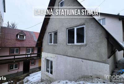 Casă cu Teren 30 Mp în Central - 2