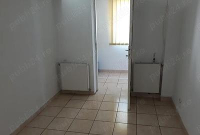 Apartament cu 3 camere decomandat în Central - 1
