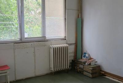 Apartament cu 3 camere decomandat în Drumul Taberei - 14