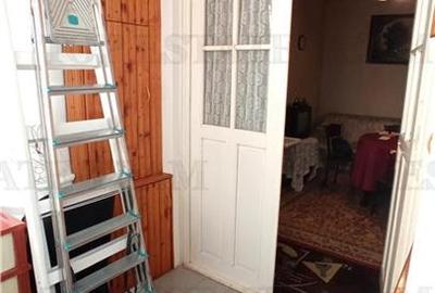 Casa de vanzare in zona Mantuleasa Casa de vanzare in zona Mantuleasa - 9