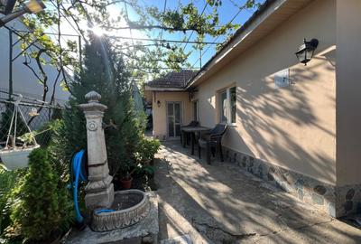 Casă individuală cu 3 camere cu Canalizare în Km 5 - 2