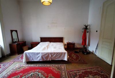 De Vanzare Apartament 4 Camere + Spatiu Comercial + Garaj – Iosefin - 2