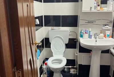 Apartament cu 2 camere decomandat în Uiești - 11
