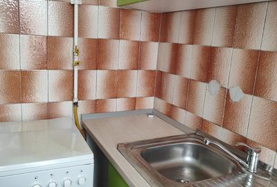Apartament cu 2 camere decomandat în Tomis I - 6