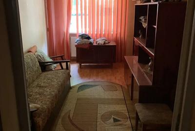 Apartament 3 Camere Decomandat - 1