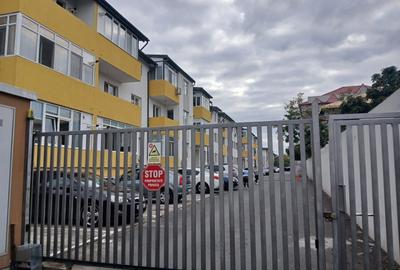 Apartament cu 2 camere semidecomandat în Rahova