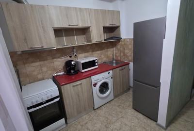 Garsonieră decomandată în Central - 4