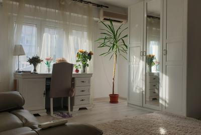 Garsonieră decomandată, mobilată în Panduri - 1