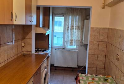 Garsonieră decomandată în Central - 2