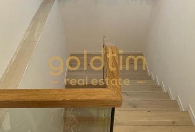 DUPLEX/ZONA REFERINTA/ LOC PARCARE - 54