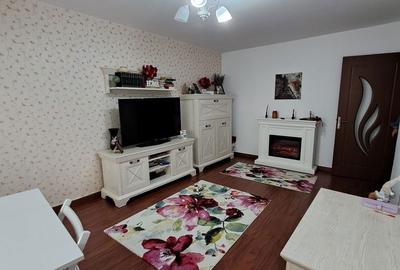 Apartament cu 3 camere decomandat în Central - 1