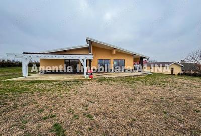 Casă cu 4 camere în Central - 9