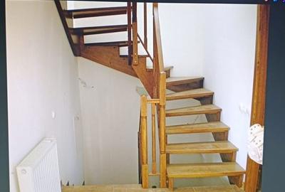 Casă cu 5 camere cu Teren 720 Mp în Livezeni - 8