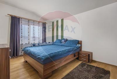 Apartament cu 3 camere semidecomandat, mobilat în Dâmbovița - 6