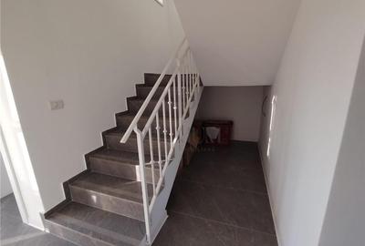 Casa individuala - 4 dormitoare - teren 600 mp - 5