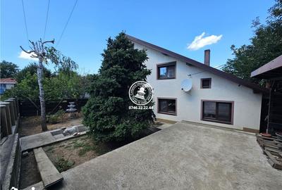 Casă cu 5 camere cu Teren 696 Mp în Aroneanu - 5