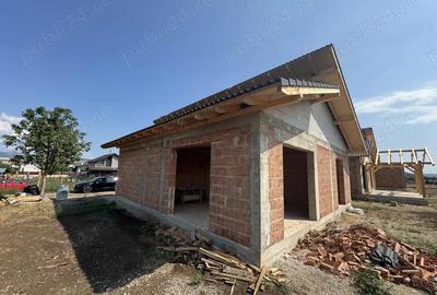 Casa la rosu pe un nivel in Alba Iulia Orizont - 3