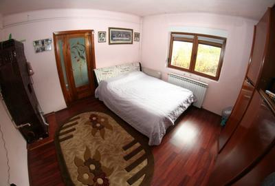 Casa cu gradina in zona foarte linistita si usor accesibila - 10