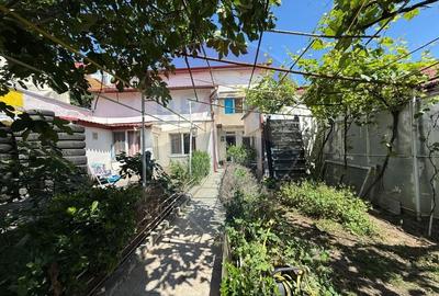 Casa  Vila  de vanzare in zona Tomis 2 Ratiu  Constanta