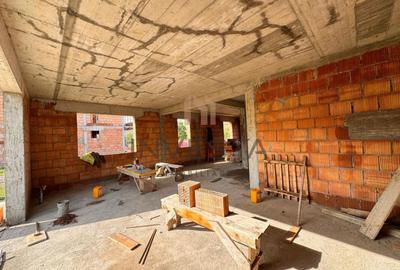 CASA INDIVIDUALA DE VANZARE SOPOR 800MP CURTE - 9