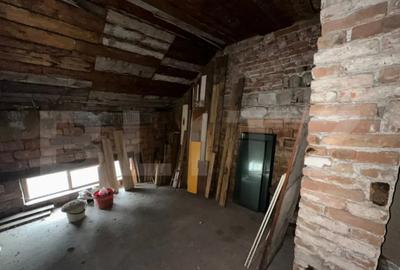 Casă cu 7 camere cu Teren 278 Mp în Cetate - 6