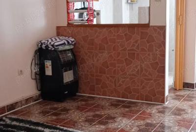 Garsoniera vizavi de arena moll, 28000 euro - 2