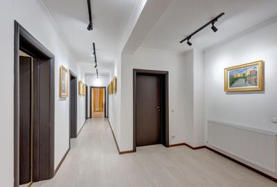 Brancoveanu-Alunisului,S+P+E+p,eleganta renovata 2019,teren generos,10min.metrou - 1