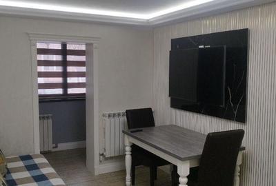 Apartament cu 3 camere decomandat în Central - 1